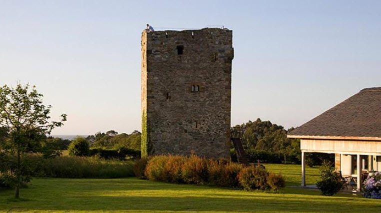 Hotel Torre de Villademoros, Spain